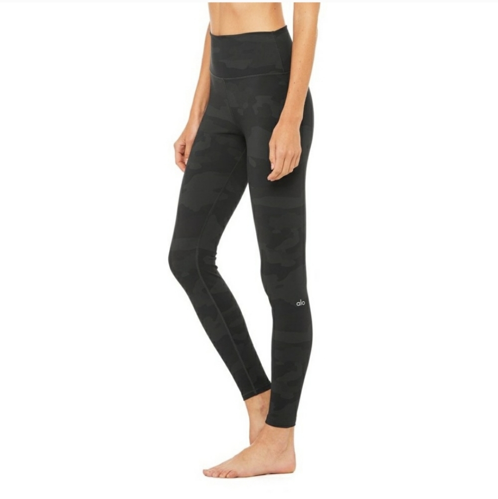 Alo Vapor High Waist Ankle Camo Leggings - Picture 5 of 6